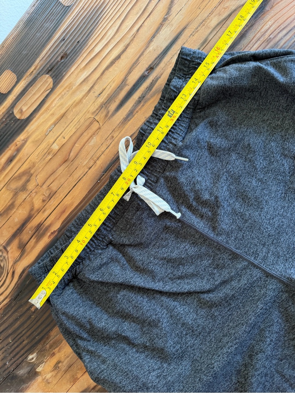 Vuori Dream Knit Joggers EXCELLENT Condition - Picture 4 of 7